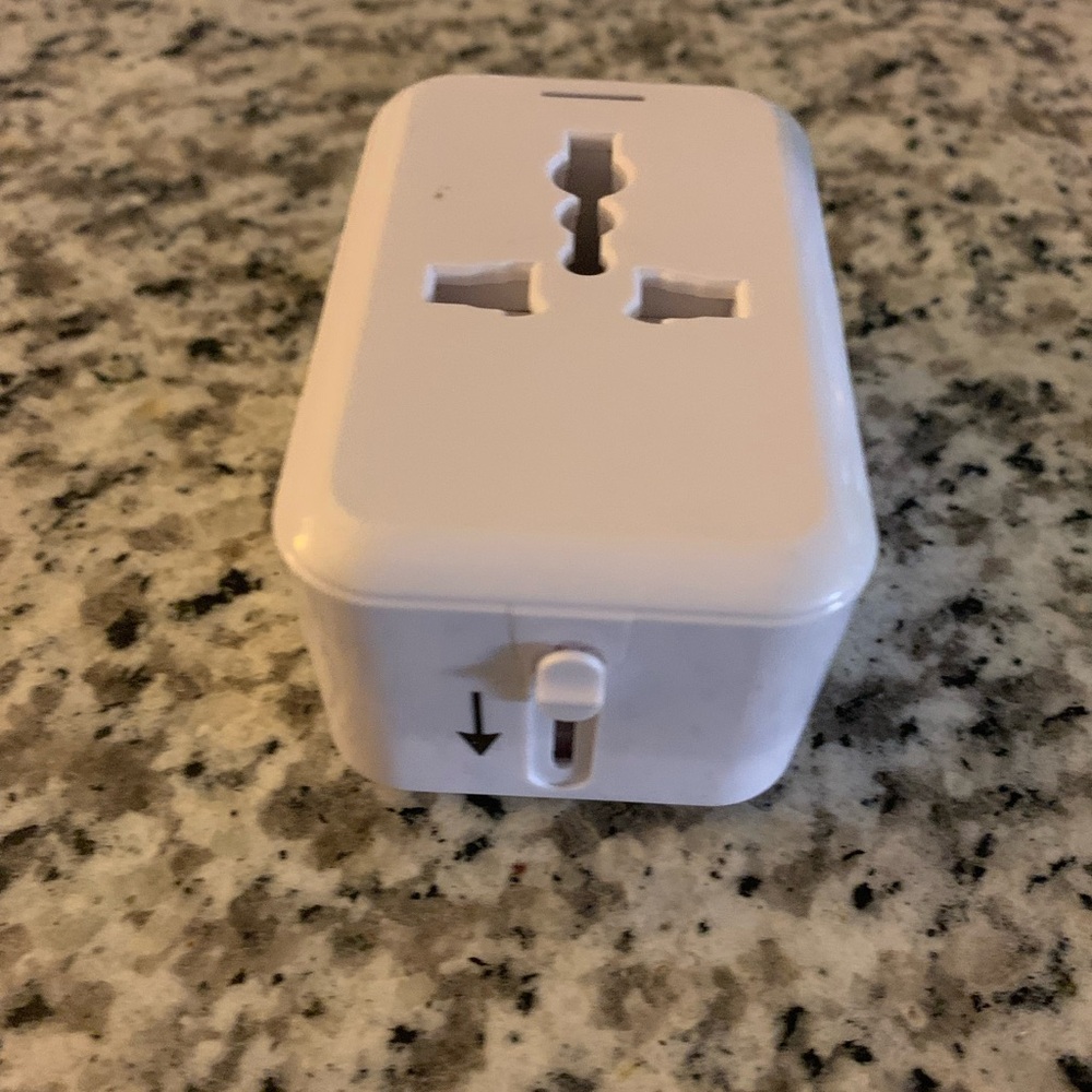 Travel adapter